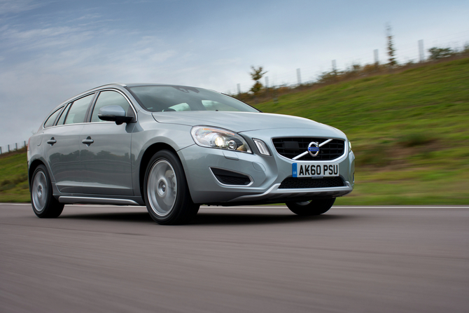 Volvo V60 1.6 T3 SE Premium Volvo V60 1.6 T3 SE Premium