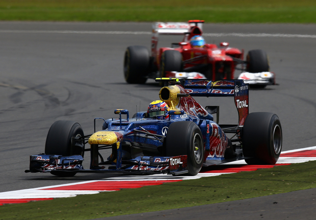 Red Bull renovou com australiano até ao final da próxima temporada Red Bull renovou com australiano até ao final da próxima temporada