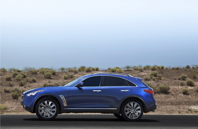 Refreshed Infiniti FX Gets New Front and New Package Refreshed Infiniti FX Gets New Front and New Package