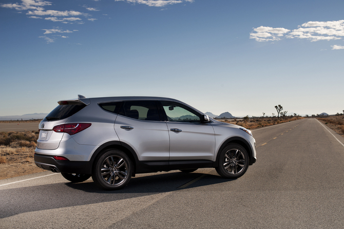 Hyundai Offering the Santa Fe in Short and Long Wheelbase Versions Hyundai Offering the Santa Fe in Short and Long Wheelbase Versions
