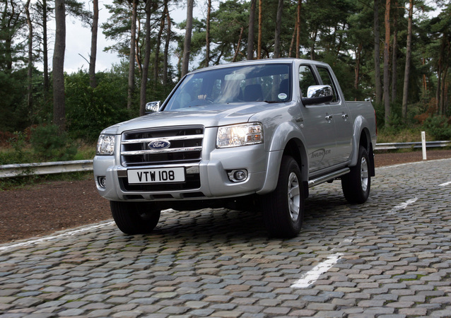 Ford Ranger 3.0 TDCi Wildtrak Cabina Dupla 4x4 Ford Ranger 3.0 TDCi Wildtrak Cabina Dupla 4x4