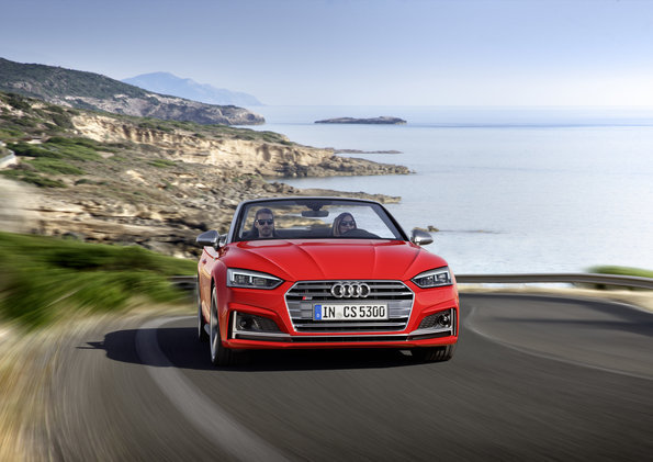 Audi A3 Cabrio 2.0 TDI Design S tronic Audi A3 Cabrio 2.0 TDI Design S tronic