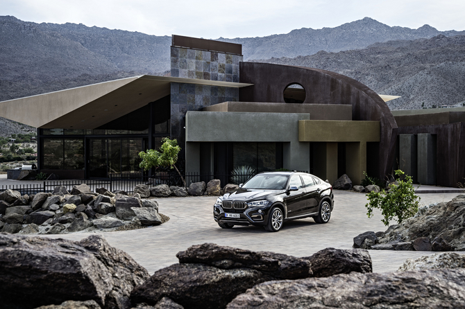 BMW X6 xDrive50i BMW X6 xDrive50i