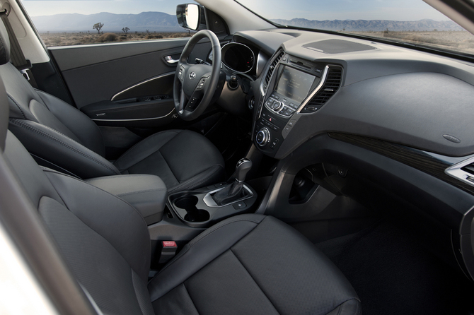 Hyundai Offering the Santa Fe in Short and Long Wheelbase Versions Hyundai Offering the Santa Fe in Short and Long Wheelbase Versions