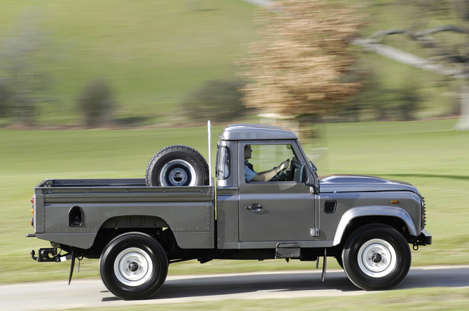 Land Rover Defender Land Rover Defender