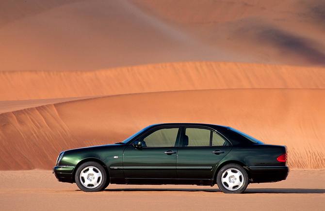 Mercedes-Benz E 250 Diesel AT Mercedes-Benz E 250 Diesel AT