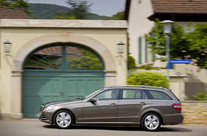 Mercedes-Benz E-Class Gen.5 Mercedes-Benz E-Class Gen.5