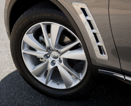 Refreshed Infiniti FX Gets New Front and New Package Refreshed Infiniti FX Gets New Front and New Package