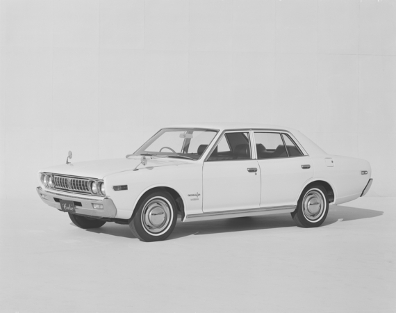 Nissan Cedric Sedan Standard Nissan Cedric Sedan Standard