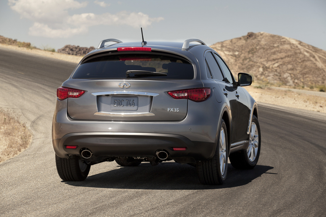 Refreshed Infiniti FX Gets New Front and New Package Refreshed Infiniti FX Gets New Front and New Package