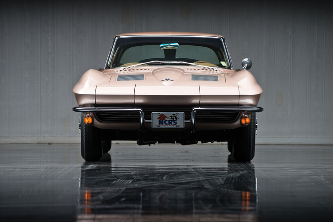 Chevrolet Corvette Sting Ray 'Fuel-Injected' Split-Window Coupe Chevrolet Corvette Sting Ray 'Fuel-Injected' Split-Window Coupe