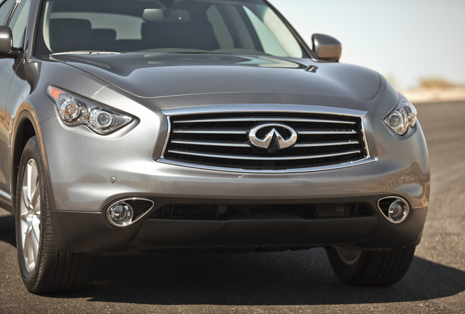 Refreshed Infiniti FX Gets New Front and New Package Refreshed Infiniti FX Gets New Front and New Package