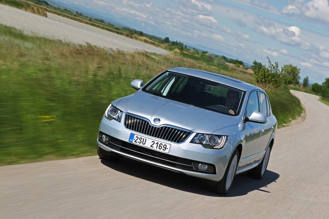 Skoda Superb 2.0 TDI Laurin & Klement Skoda Superb 2.0 TDI Laurin & Klement