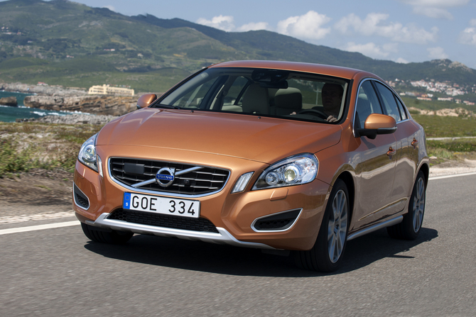 Volvo S60 1.6 GTDI Kinetic Powershift Volvo S60 1.6 GTDI Kinetic Powershift