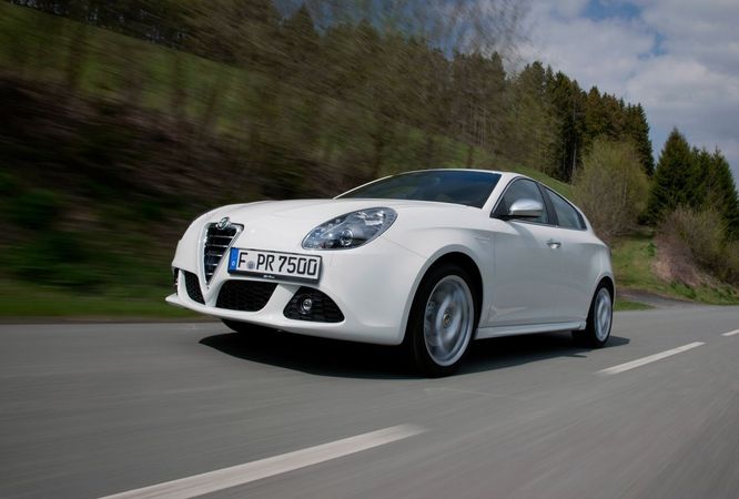 Alfa Romeo Giulietta (modern) Alfa Romeo Giulietta (modern)