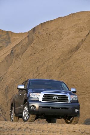 Toyota Tundra-Grade Regular Cab 4X2 5.7L Long Bed Toyota Tundra-Grade Regular Cab 4X2 5.7L Long Bed