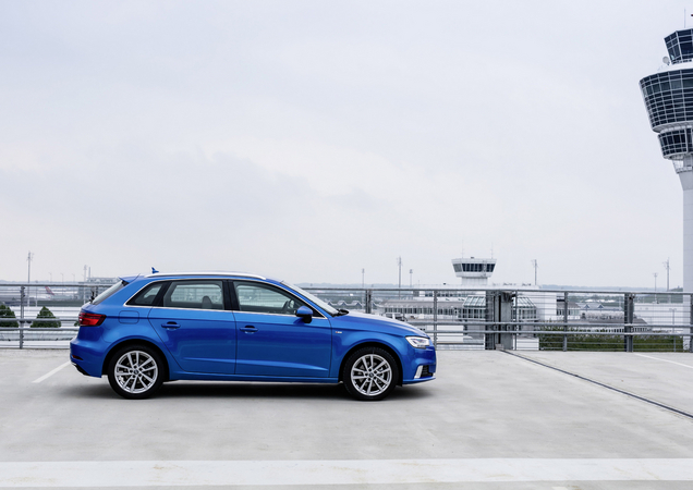 Audi A3 Sportback 1.0 TFSI Design S tronic Audi A3 Sportback 1.0 TFSI Design S tronic