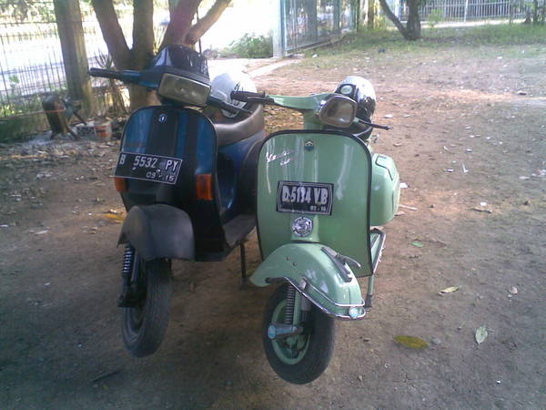 Piaggio Vespa 400 Piaggio Vespa 400