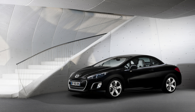 Peugeot 308 CC 1.4 litre VTi 98 bhp Peugeot 308 CC 1.4 litre VTi 98 bhp