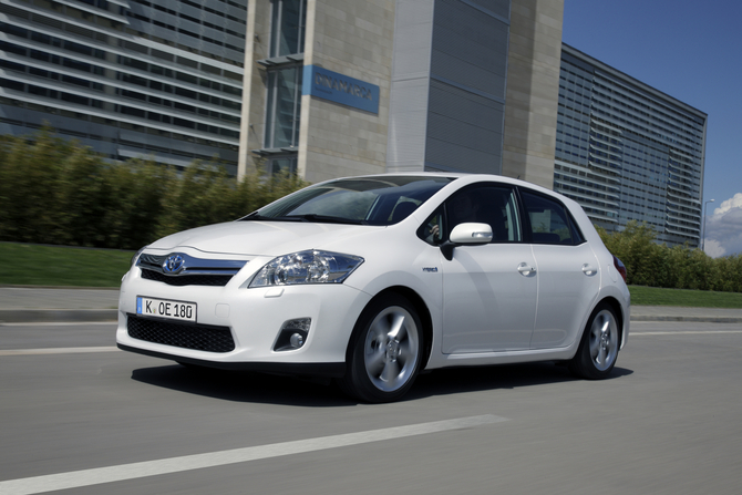 Toyota Auris 1.8 Hybrid Executive Toyota Auris 1.8 Hybrid Executive