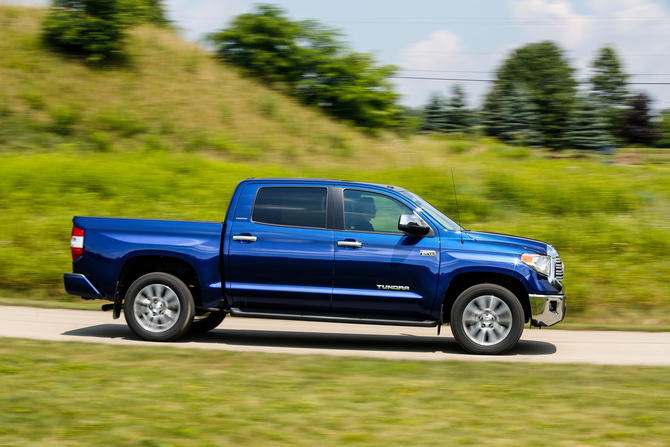Toyota Tundra Double Cab 5.7 V8 Limited 4x4 Toyota Tundra Double Cab 5.7 V8 Limited 4x4