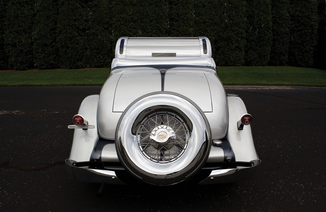 Auburn 8-105 Salon Retractable Hardtop Cabriolet Auburn 8-105 Salon Retractable Hardtop Cabriolet