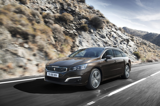 Peugeot 508 SW Access 1.6 BlueHDi Peugeot 508 SW Access 1.6 BlueHDi