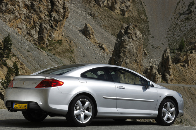 Peugeot 407 Coupé V6 Automatic Peugeot 407 Coupé V6 Automatic