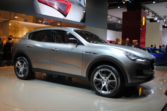 O Levante irá partilhar a plataforma com o Jeep Grand Cherokee O Levante irá partilhar a plataforma com o Jeep Grand Cherokee
