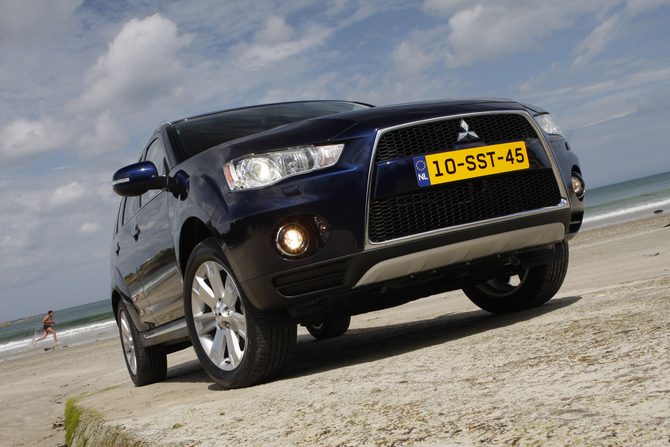 Mitsubishi Outlander Gen.2 Mitsubishi Outlander Gen.2