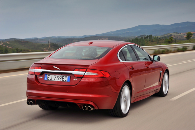 Jaguar XFR 5.0 V8 Jaguar XFR 5.0 V8