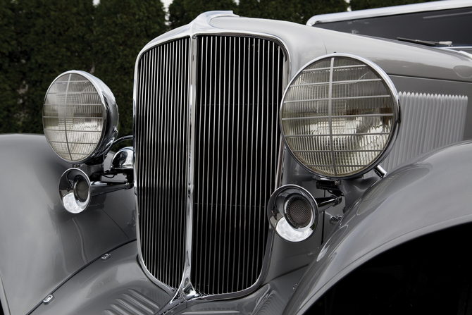Auburn 8-105 Salon Retractable Hardtop Cabriolet Auburn 8-105 Salon Retractable Hardtop Cabriolet