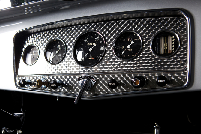 Auburn 8-105 Salon Retractable Hardtop Cabriolet Auburn 8-105 Salon Retractable Hardtop Cabriolet
