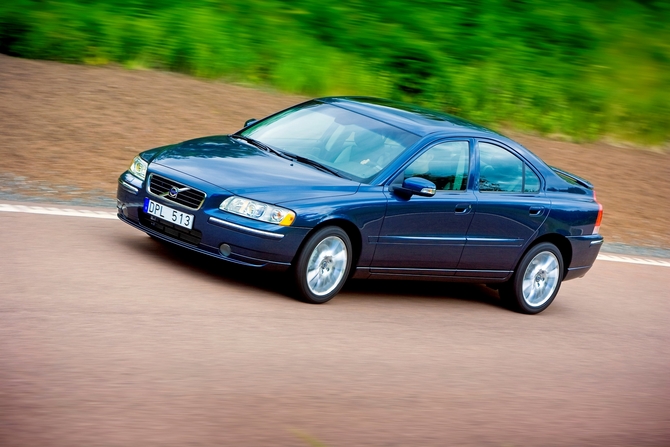 Volvo S60 2.4 Automatic Volvo S60 2.4 Automatic