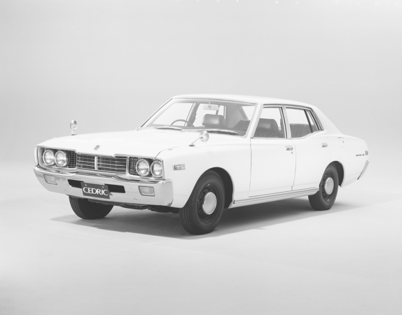Nissan Cedric Sedan 2000 Standard Nissan Cedric Sedan 2000 Standard