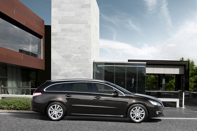 Peugeot 508 SW 1.6 e-HDi Access Peugeot 508 SW 1.6 e-HDi Access
