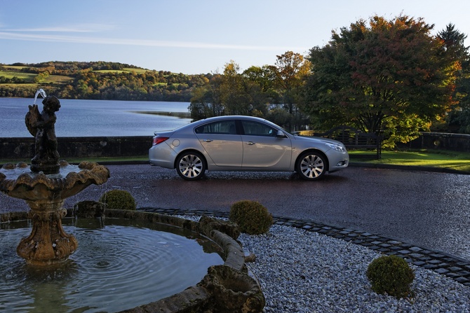 Vauxhall Insignia Saloon 1.8 VVT Elite Nav Vauxhall Insignia Saloon 1.8 VVT Elite Nav