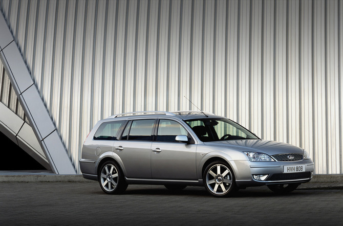 Ford Mondeo Estate 2.5 Turbo Ford Mondeo Estate 2.5 Turbo
