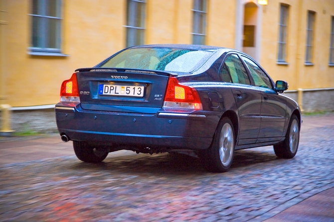 Volvo S60 2.4D Volvo S60 2.4D