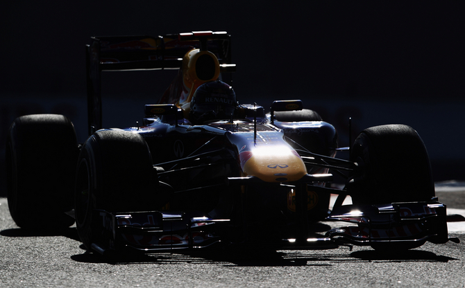 Vettel conquers 14th pole and equals Mansell record Vettel conquers 14th pole and equals Mansell record