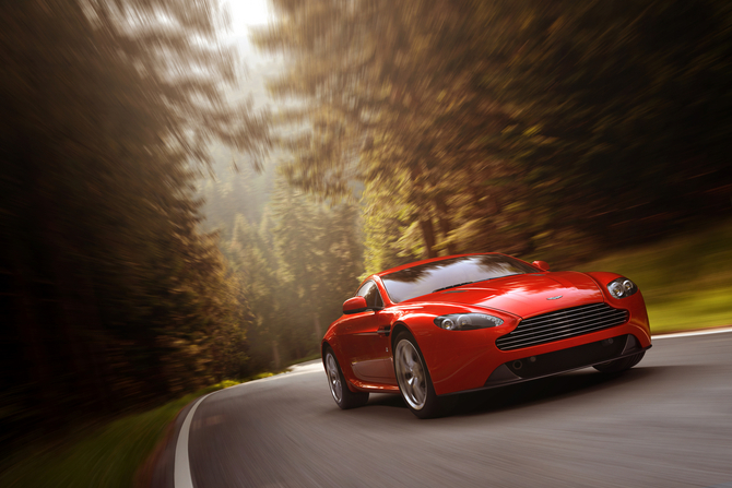 Aston Martin V8 Vantage Coupe Aston Martin V8 Vantage Coupe