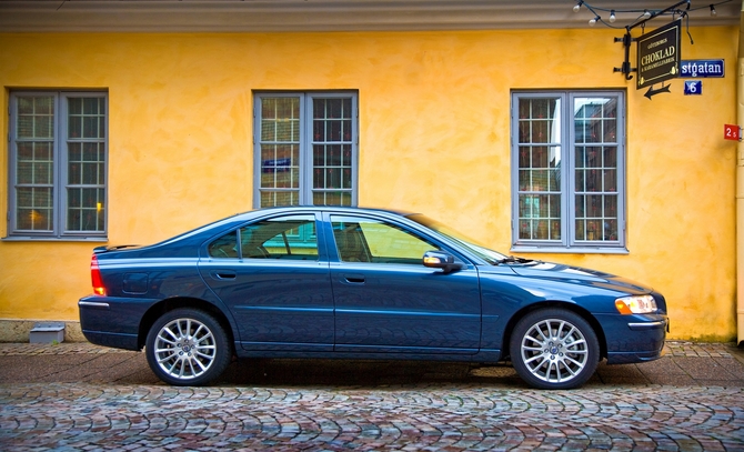 Volvo S60 2.4D Automatic Volvo S60 2.4D Automatic