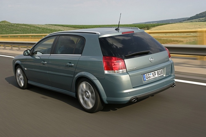 Opel Signum 1.9 CDTi Automatic Opel Signum 1.9 CDTi Automatic