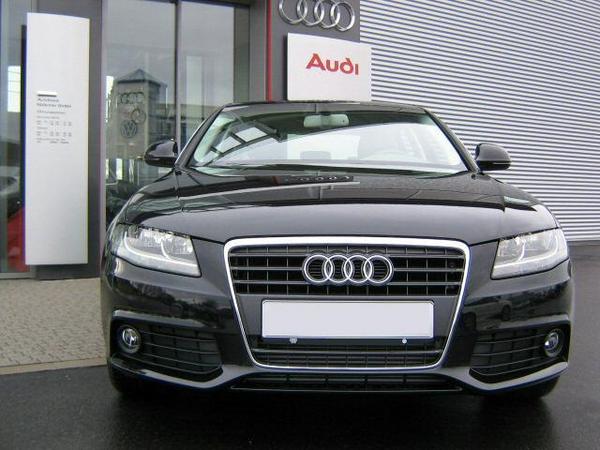 Audi A4L 2.0 TFSI (CN) Audi A4L 2.0 TFSI (CN)