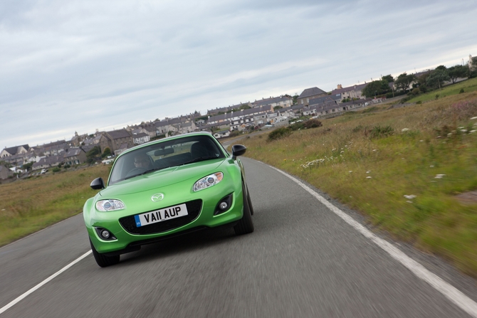 Mazda MX-5 Coupé Cabriolet 2.0i Sport Black Mazda MX-5 Coupé Cabriolet 2.0i Sport Black