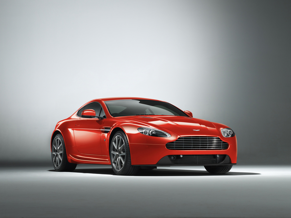 Aston Martin V8 Vantage Coupe Aston Martin V8 Vantage Coupe
