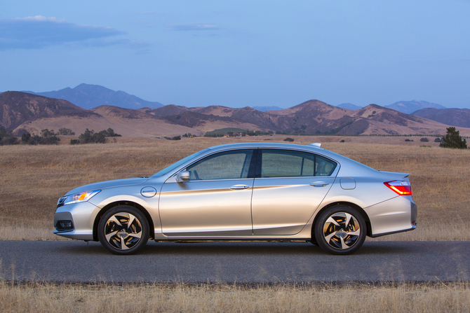 Next Generation Honda Accord Will Have Plug-In Hybrid Model Next Generation Honda Accord Will Have Plug-In Hybrid Model