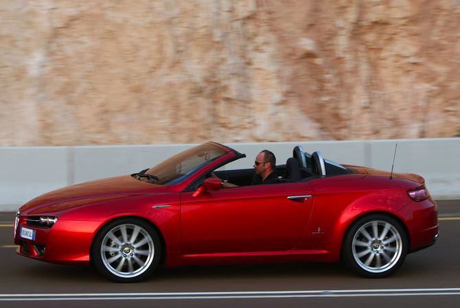 Alfa Romeo Spider 3.2 JTS V6 Alfa Romeo Spider 3.2 JTS V6