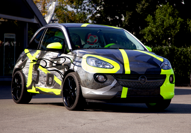 Opel ADAM Valentino Rossi Opel ADAM Valentino Rossi