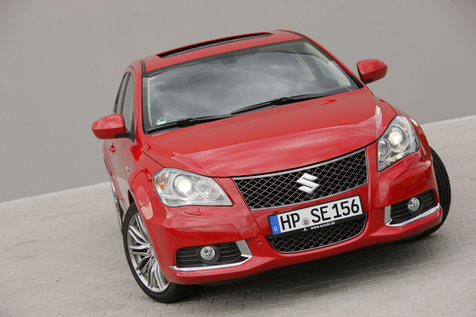 Suzuki Kizashi Gen.1 Suzuki Kizashi Gen.1